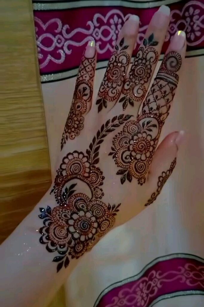 Mehndi Easy Designs